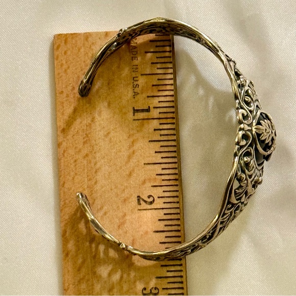 Carolyn Pollack Elegant Sterling Silver Filigree Women's Cuff Bracelet - Picture 9 of 13